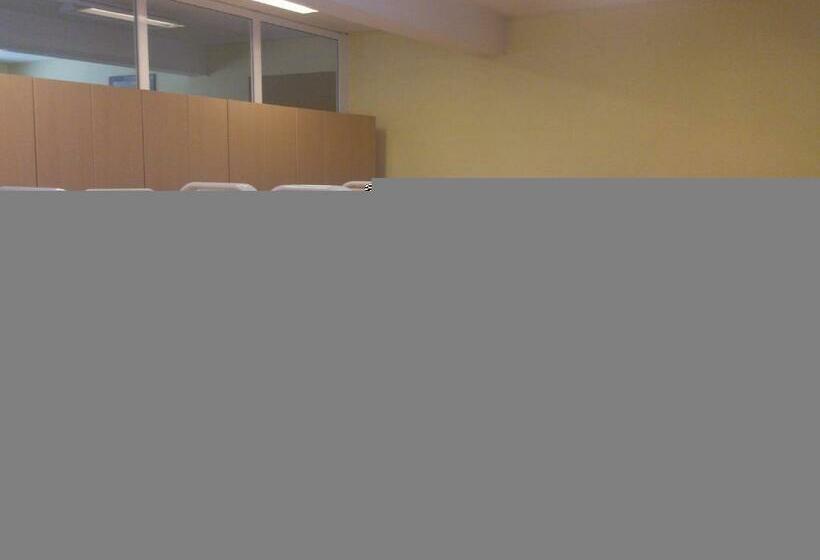 共用房间的床, Hebergement Du Pod