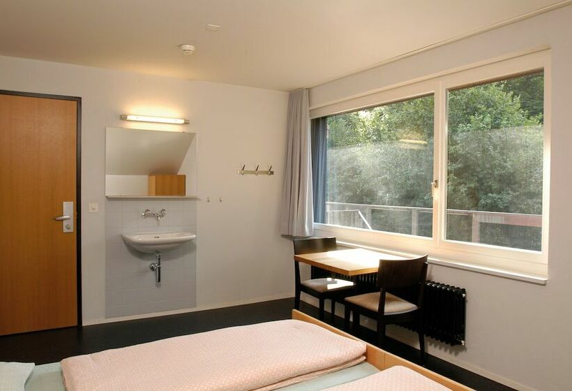 Номер Стандарт Совместная Ванная, Baden Youth Hostel