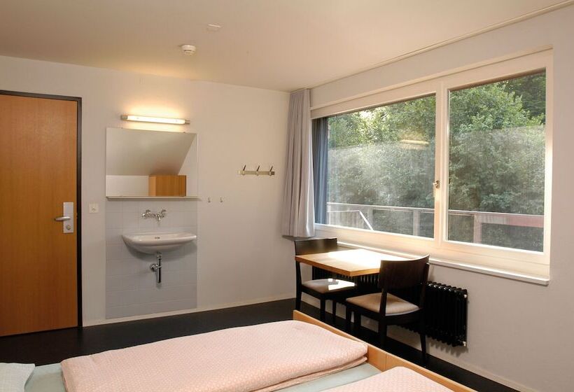 标准单人间共用浴室, Baden Youth Hostel