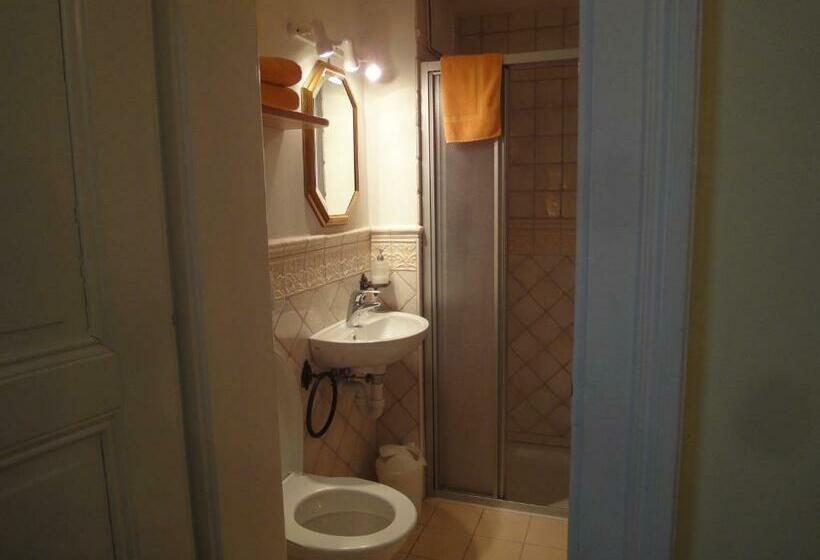 가든 전망 싱글룸, 3 Camere