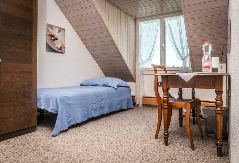 חדר סטנדרט, Mybednbreakfast In Bottmingen