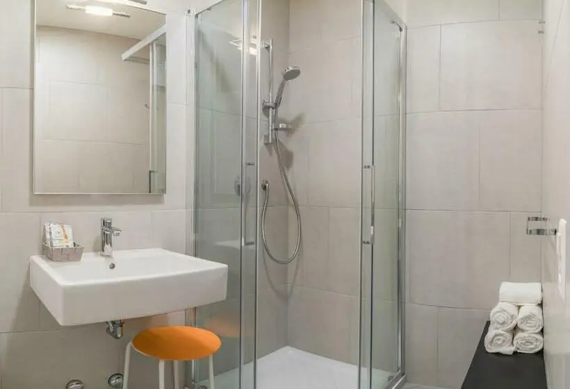 Standard Kolmen Hengen Huone, Chery Bed & Breakfast