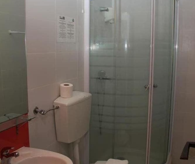 غرفة قياسية, E Nove Lounge Hostel Caffe