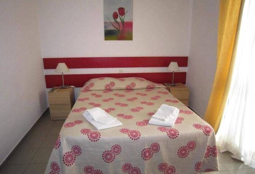 غرفة قياسية, E Nove Lounge Hostel Caffe