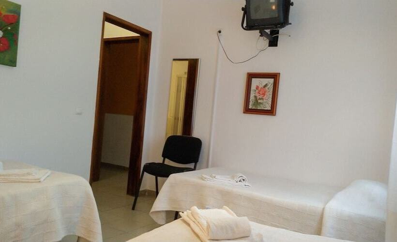 غرفة قياسية ثلاثية, E Nove Lounge Hostel Caffe