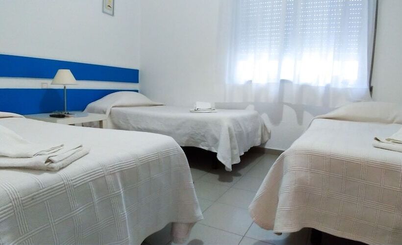 غرفة قياسية ثلاثية, E Nove Lounge Hostel Caffe