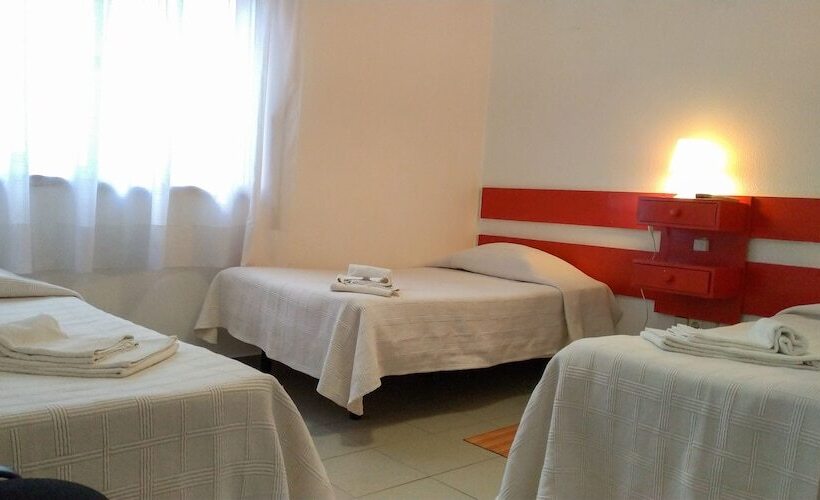 Номер Стандарт Трехместный, E Nove Lounge Hostel Caffe