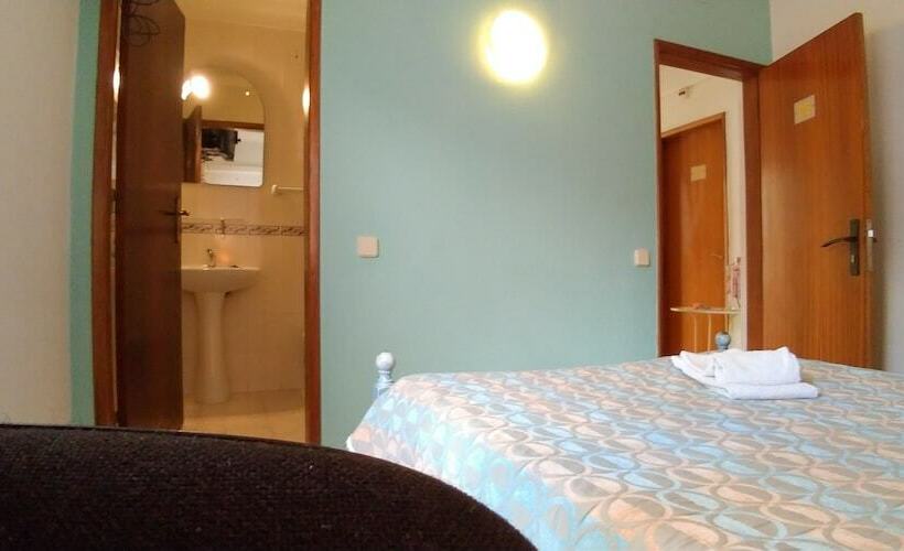 Quarto Estandar Individual, E Nove Lounge Hostel Caffe