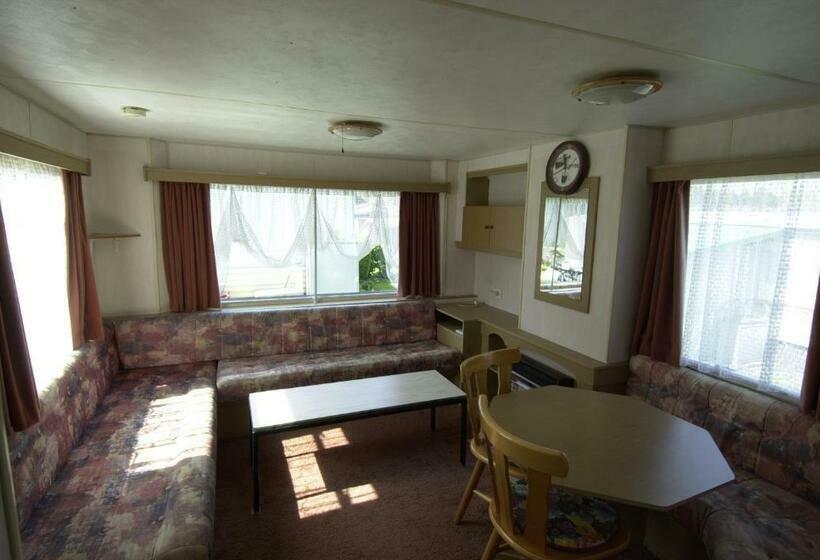 Дом 1 Спальня, Hostel Le Chandelier