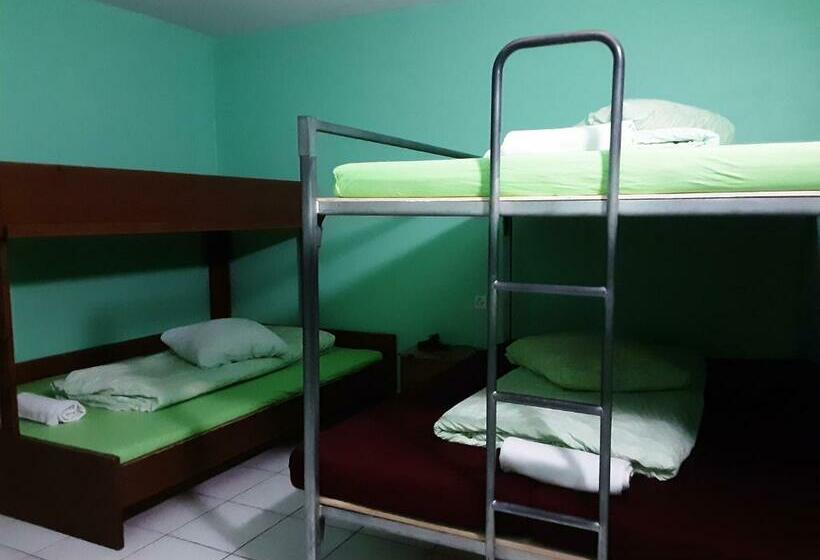 Семейный Номер, Hostel Le Chandelier