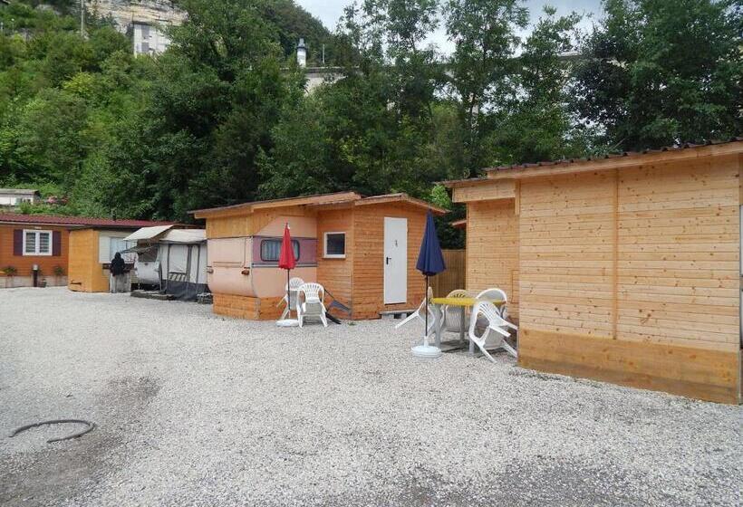 Дом 1 Спальня, Hostel Le Chandelier