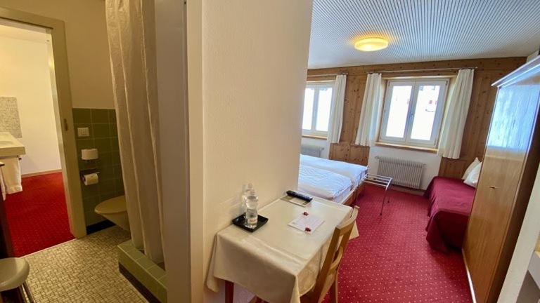 Семейный Номер, Alpina Parpan