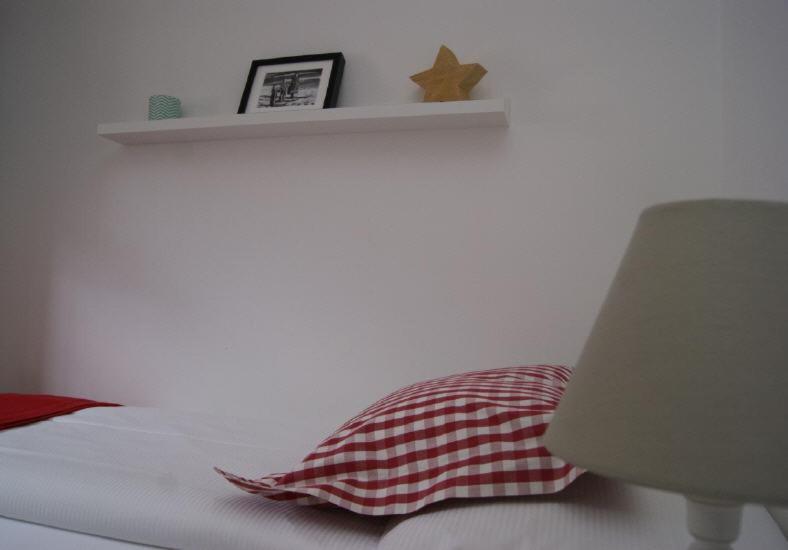 标准单人间, Arturo