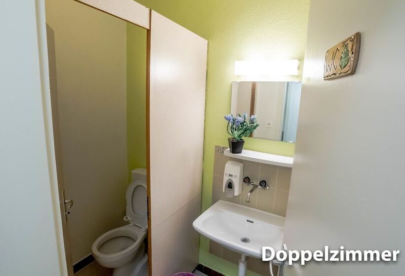 غرفة قياسية فردية حمام مشترك, & Backpackers Zak Schaffhausen