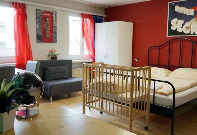 غرفة قياسية فردية حمام مشترك, & Backpackers Zak Schaffhausen