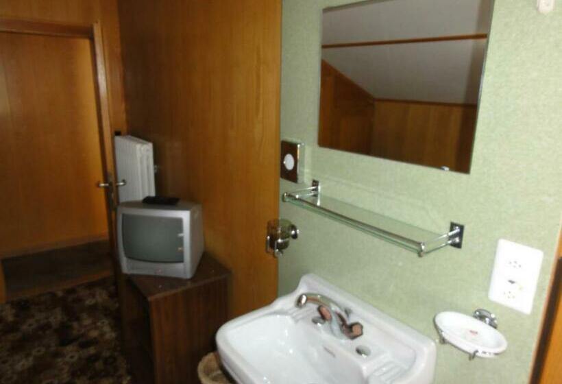 חדר סטנדרט לשלושה, Cima