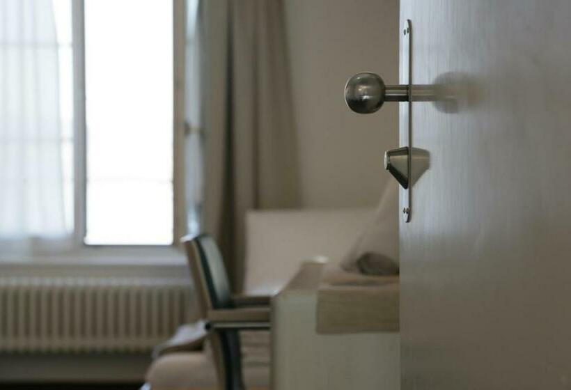 스탠다드 트리플 룸, Engel Am Bahnhof