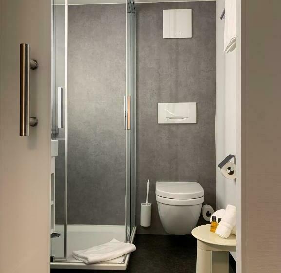 스탠다드 트리플 룸, Engel Am Bahnhof