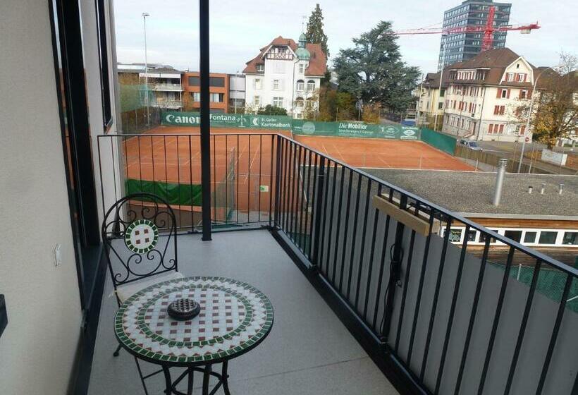 スーペリアールーム, Enjoy