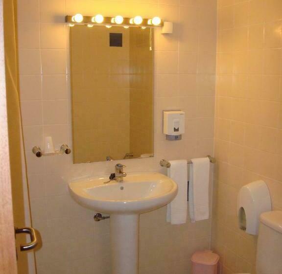 غرفة قياسية, Gameiro