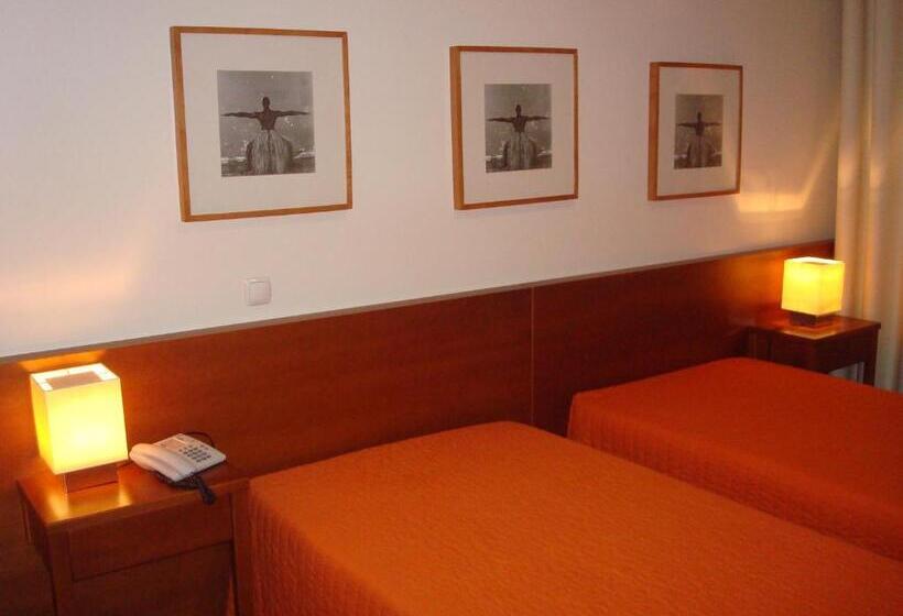 غرفة قياسية, Gameiro