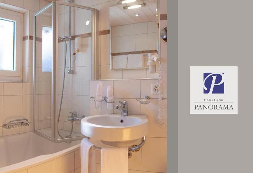 غرفة قياسية رباعية مزودة بشُرفة, Garni Panorama