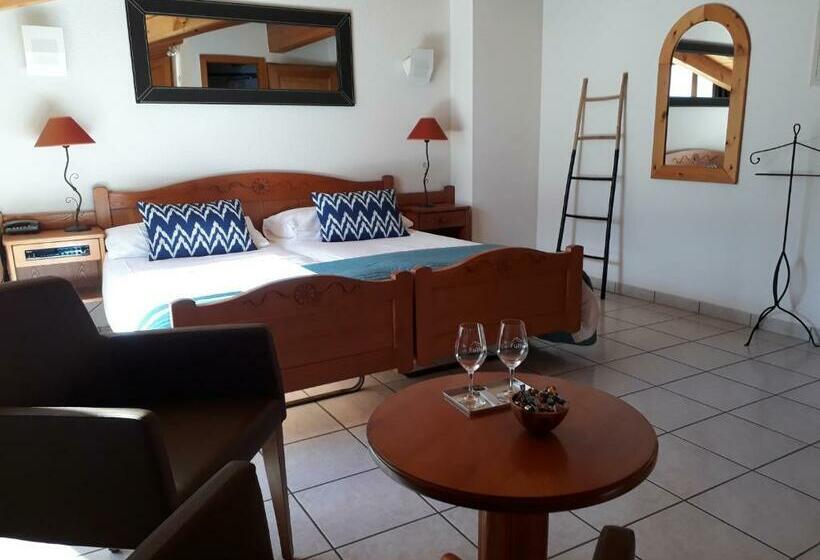 غرفة قياسية, Hôtel De Fully