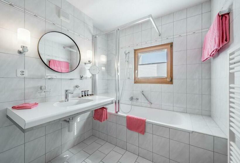 اتاق سوپریور, Nevada