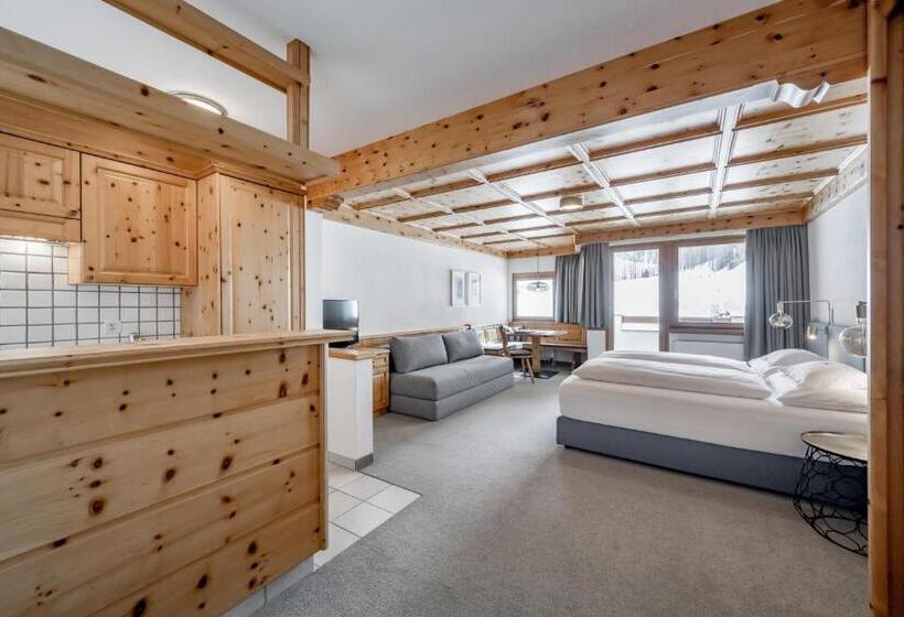 اتاق سوپریور, Nevada