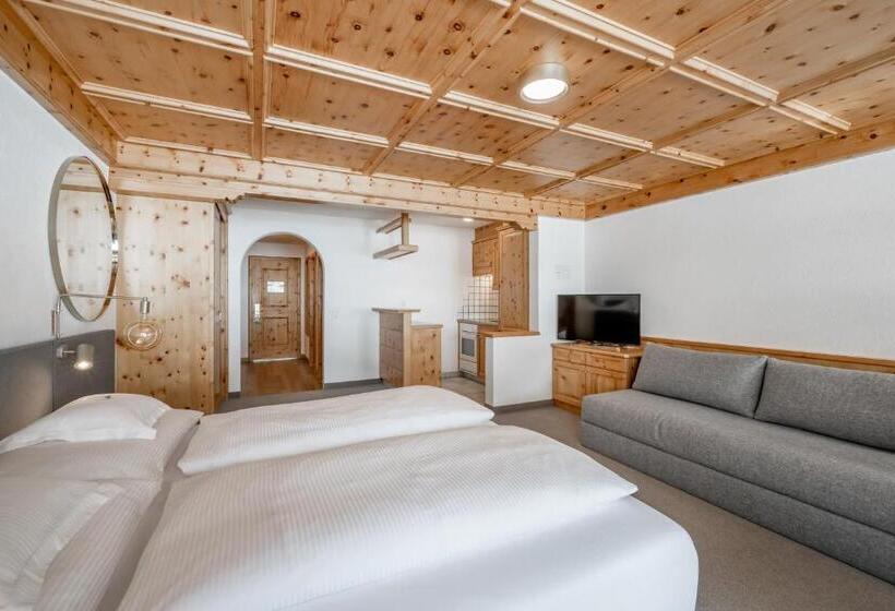 اتاق سوپریور, Nevada