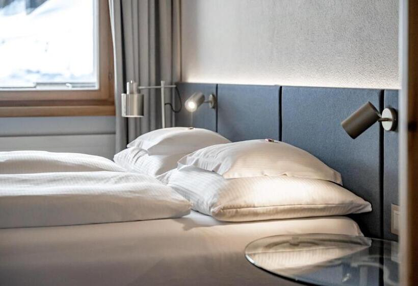 اتاق سوپریور, Nevada