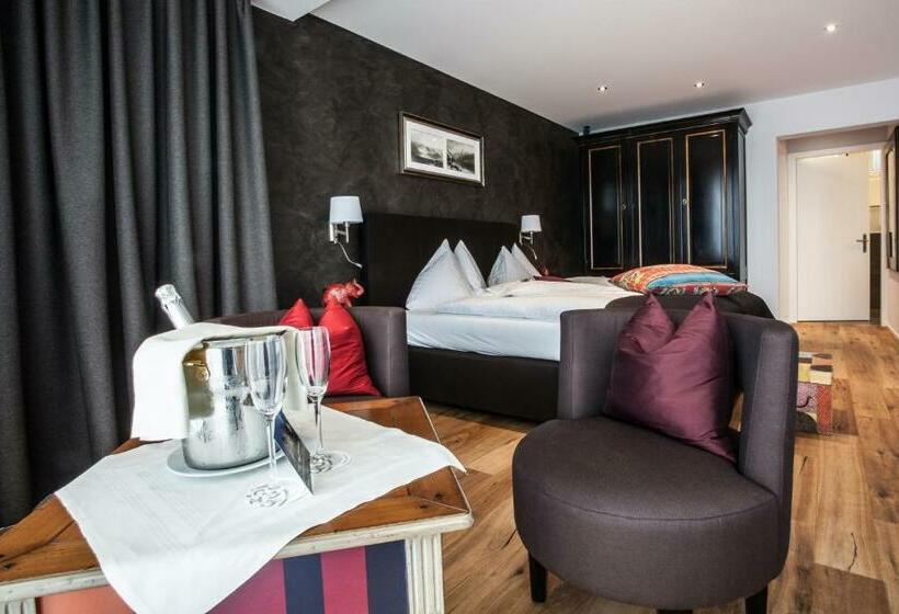 디럭스 룸, Riviera Loft