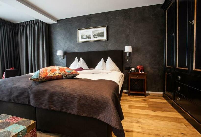 디럭스 룸, Riviera Loft