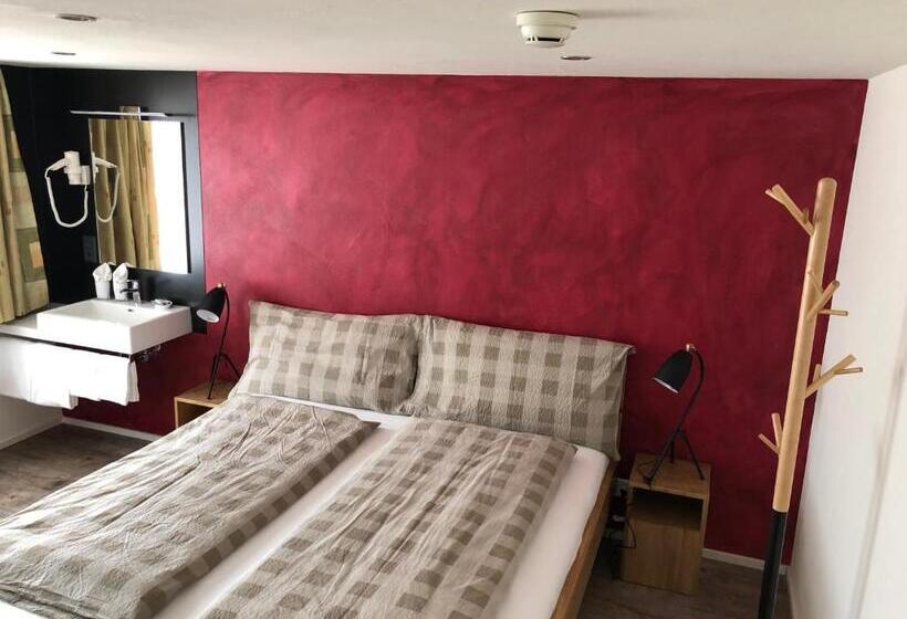 Номер Economy с общей ванной комнатой, Steinbock