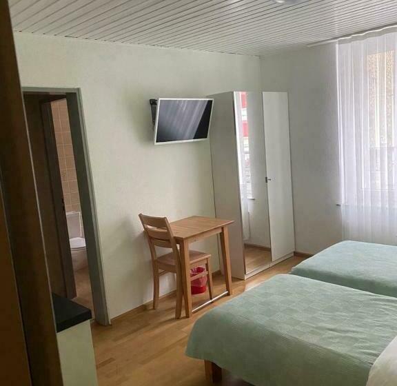 Standard Studio, Studios With Kitchenette