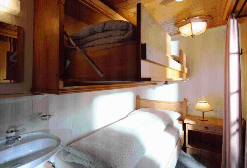 غرفة عائلية, The Larix Ski In Ski Out