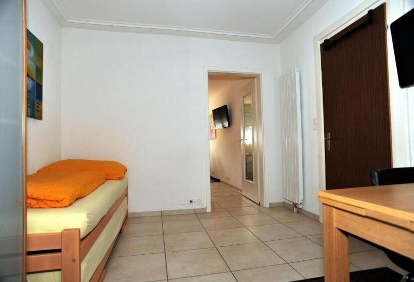 패밀리 룸, Niros Bed & Breakfast