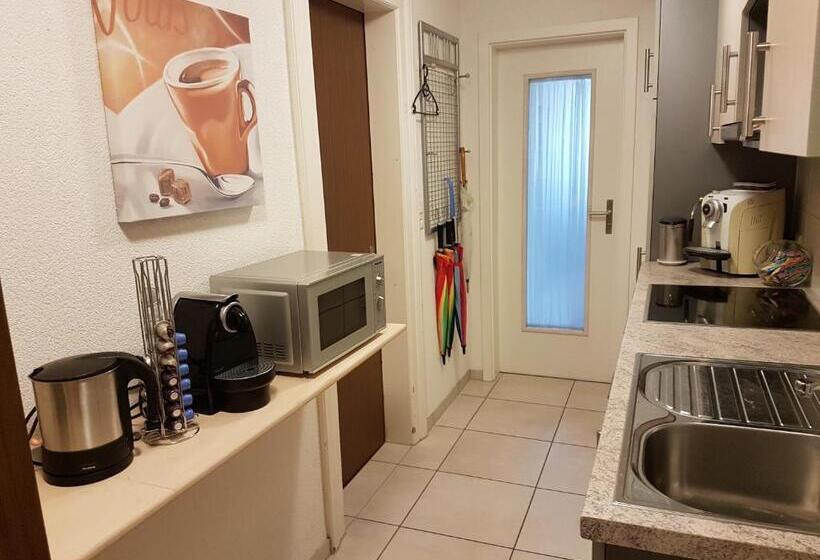اتاق خانوادگی, Niros Bed & Breakfast