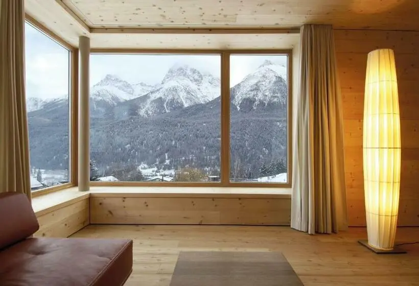 Standard-huone, Scuol Youth Hostel
