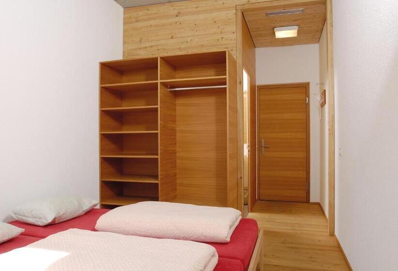 اتاق استاندارد یک نفره, Scuol Youth Hostel