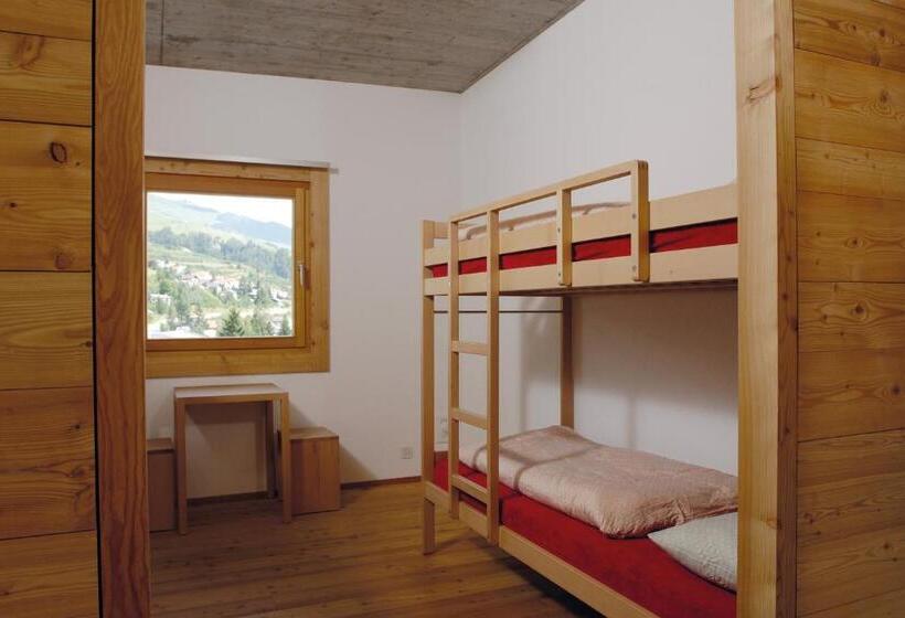 חדר סטנדרט חדר אמבטיה משותף, Scuol Youth Hostel