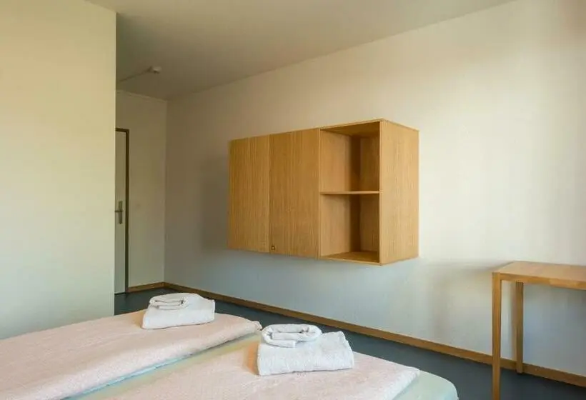 Standard-huone, Zug Youth Hostel