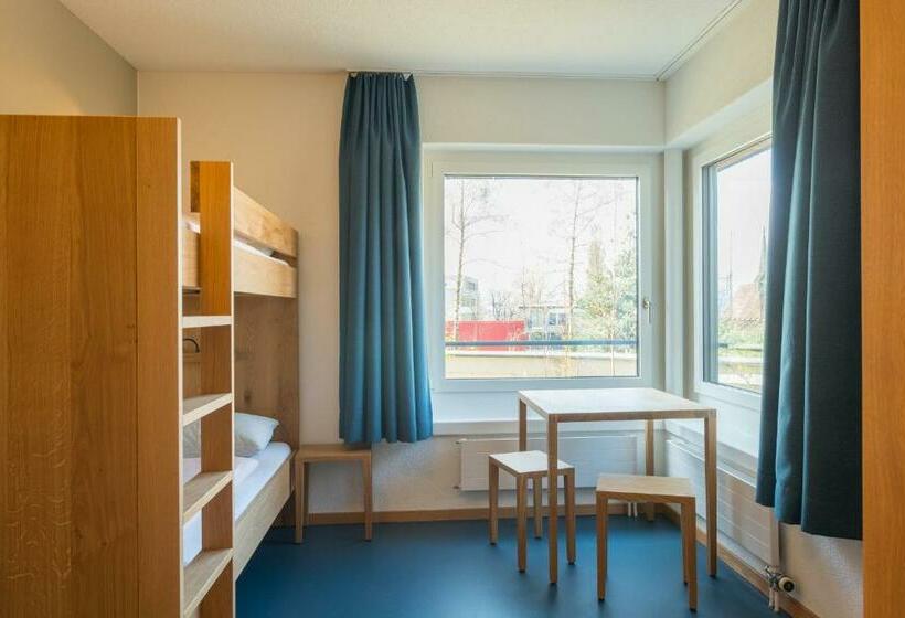 חדר סטנדרט חדר אמבטיה משותף, Zug Youth Hostel