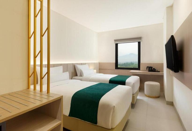 Номер Стандарт, Elsotel Purwokerto By Daphna Management