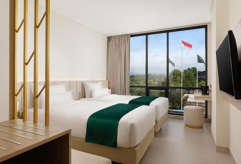 Номер Superior, Elsotel Purwokerto By Daphna Management