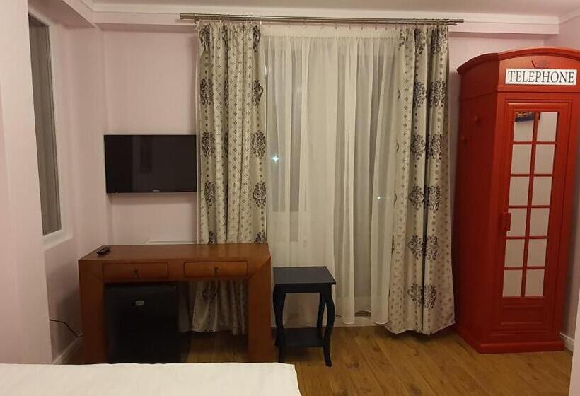 اتاق استاندارد, Raluca Boutique