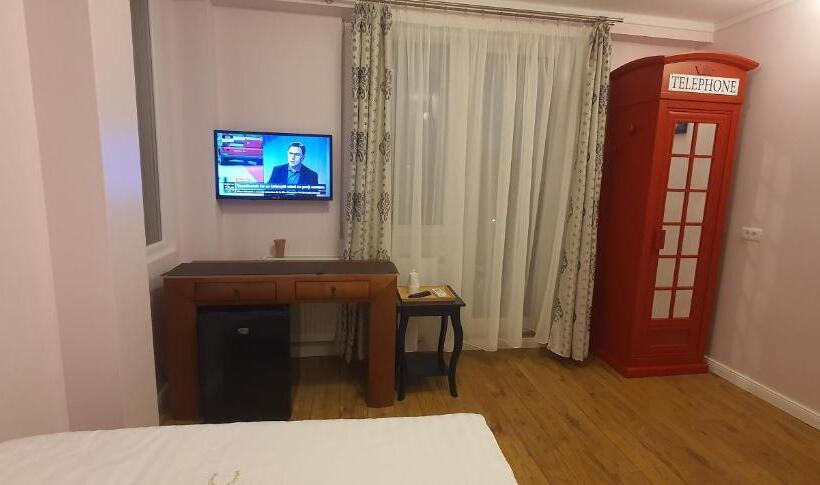 اتاق استاندارد, Raluca Boutique
