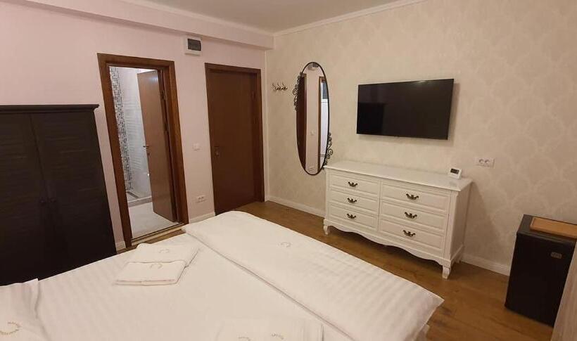 اتاق سوپریور, Raluca Boutique