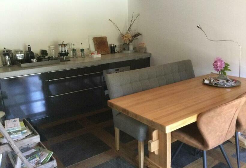 חדר סטנדרט עם טרסה, B&b En Boshuis Darthuizerpoort