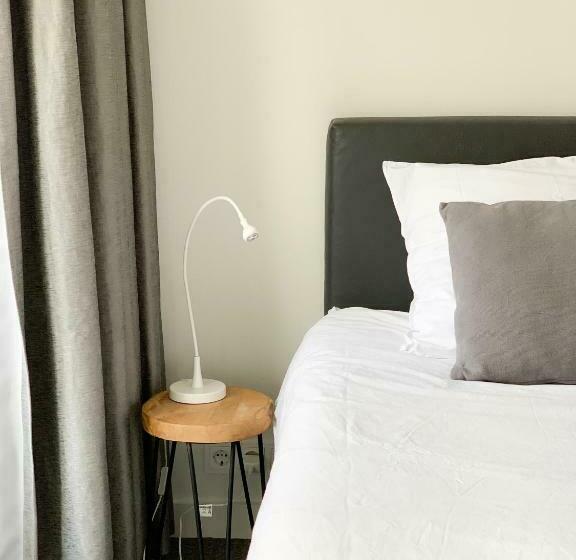 Номер Deluxe, B&b Het Herenhuys Aan De Historische Gracht Van Kollum